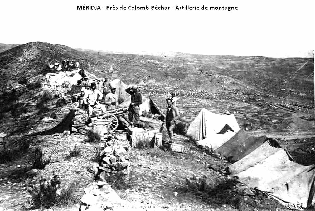 1545- Meridja - Pres de Colomb-Bechar - Artillerie de montagne.jpg